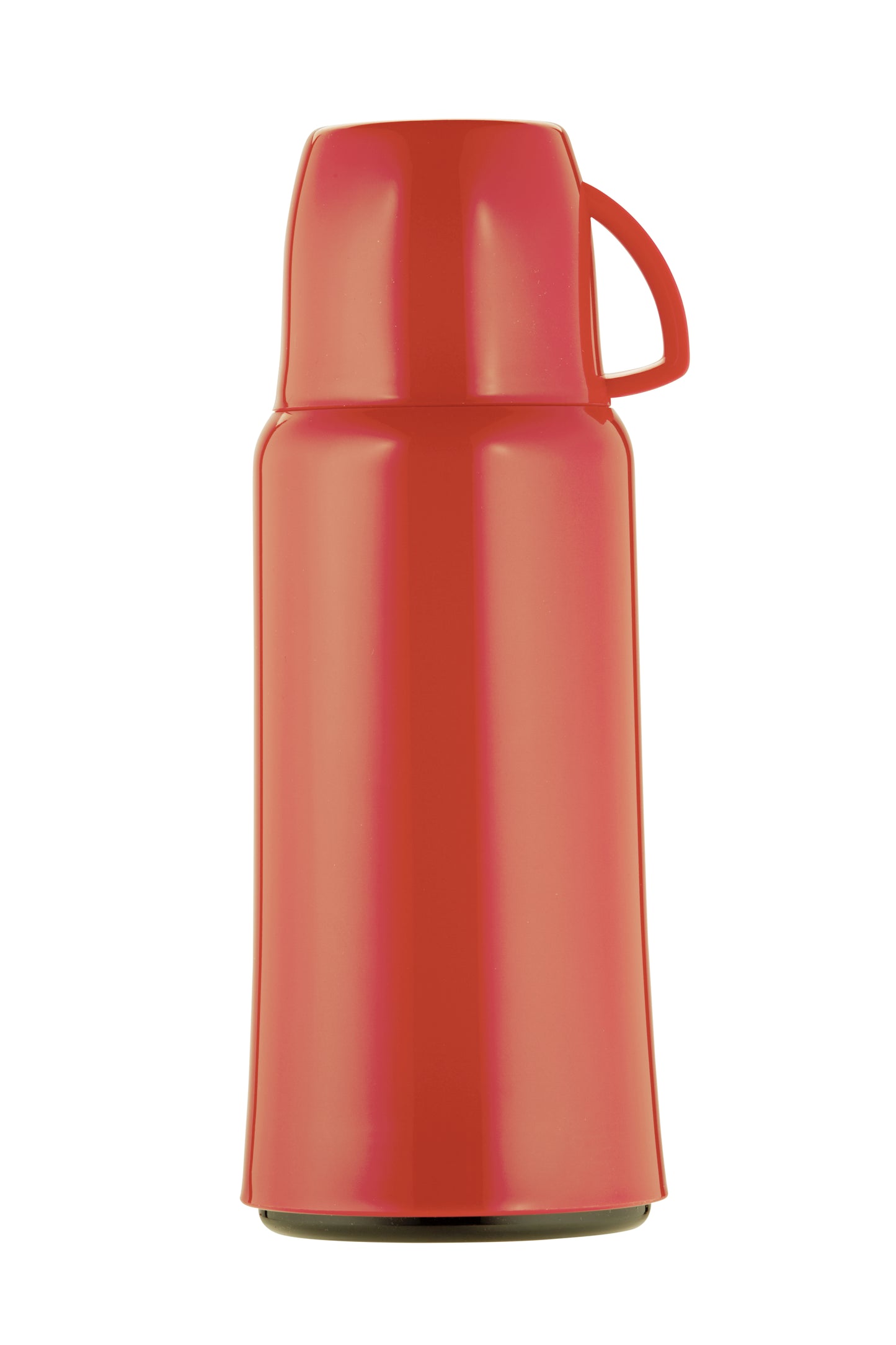 Rote Thermoskanne mit Henkel.