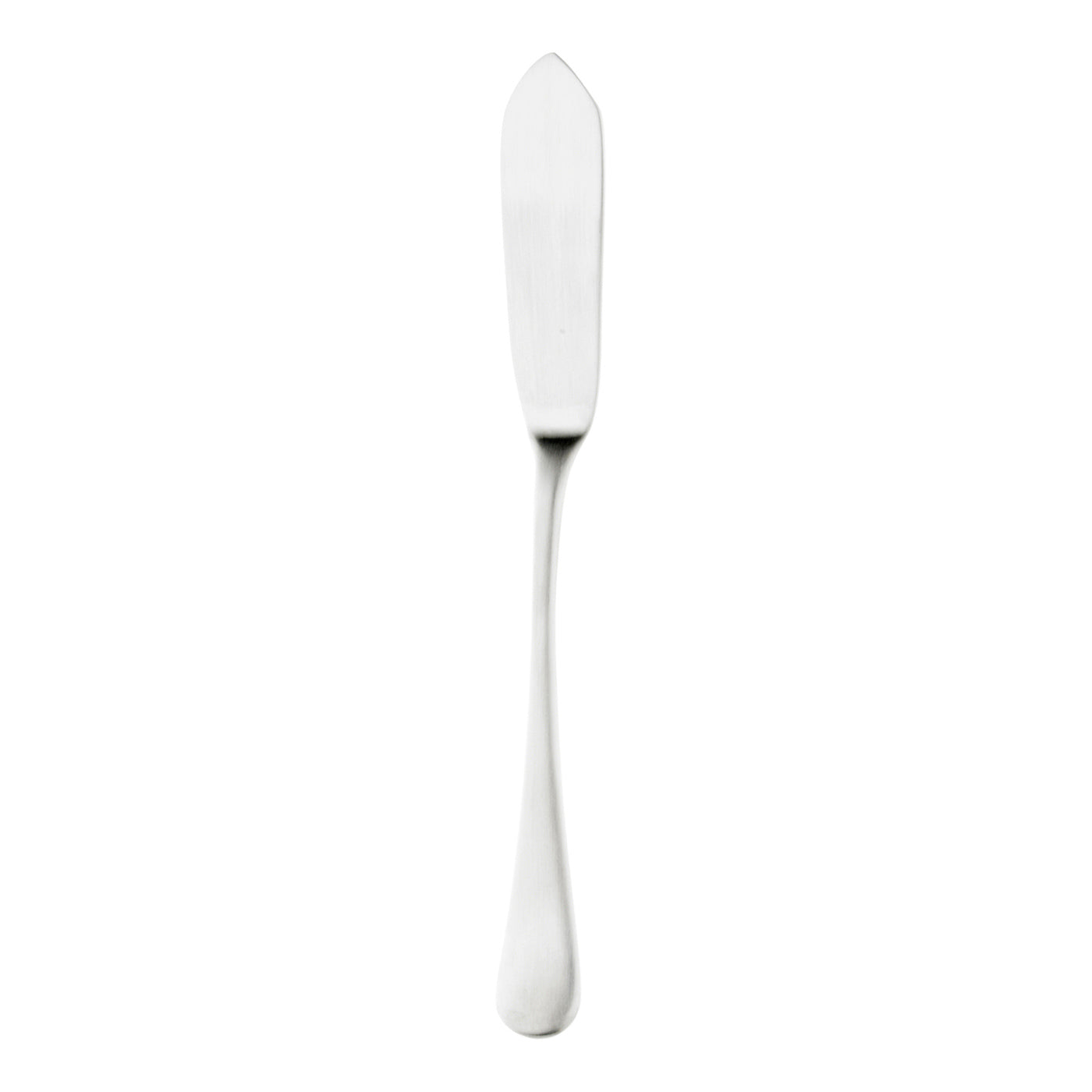 Silberner Buttermesser auf weißem Hintergrund.