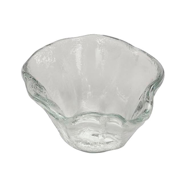 Transparente Glasschale mit unregelmäßiger Form.