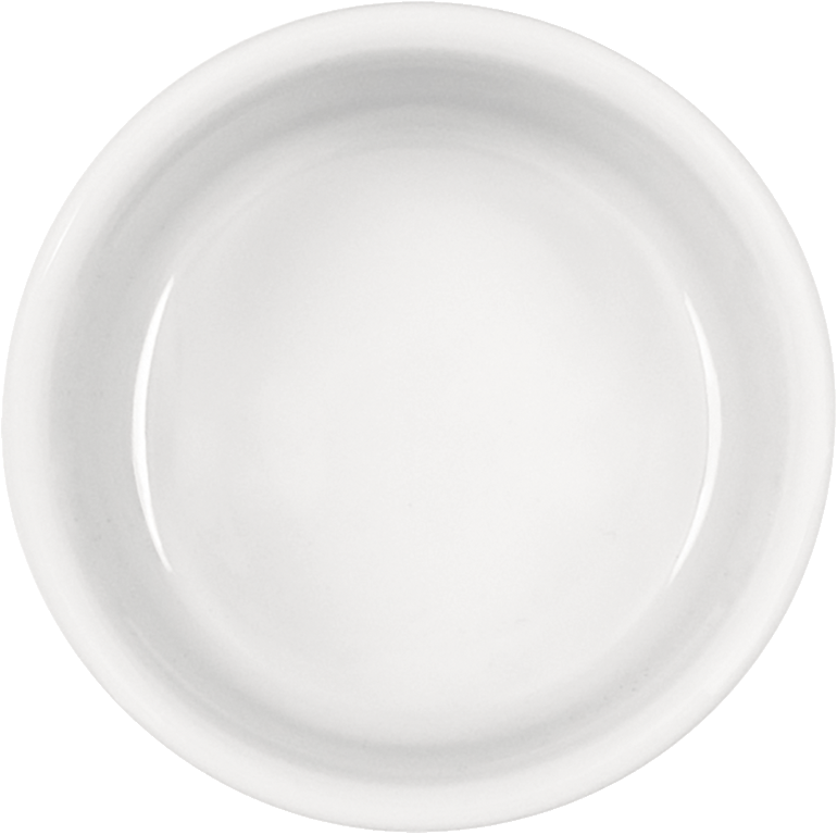 Weißer gerippter Porzellan-Ramekin.