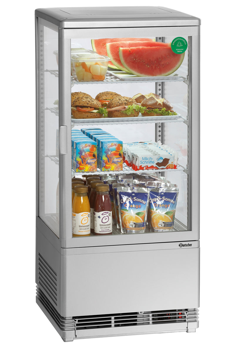 Kühlschrank mit Lebensmitteln und Getränken.