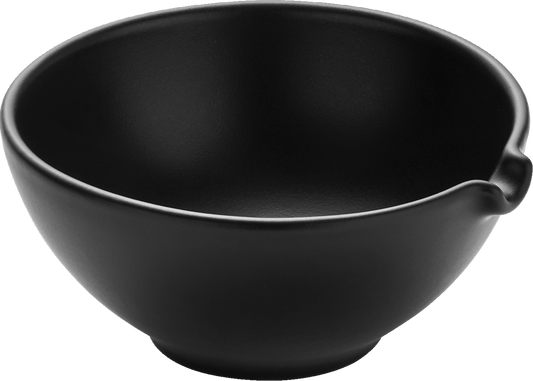 Schwarze Schüssel mit Ausguss.