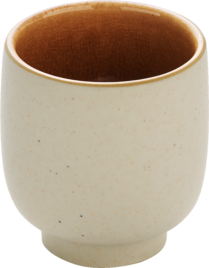 Beige Tasse mit braunem Innenraum.