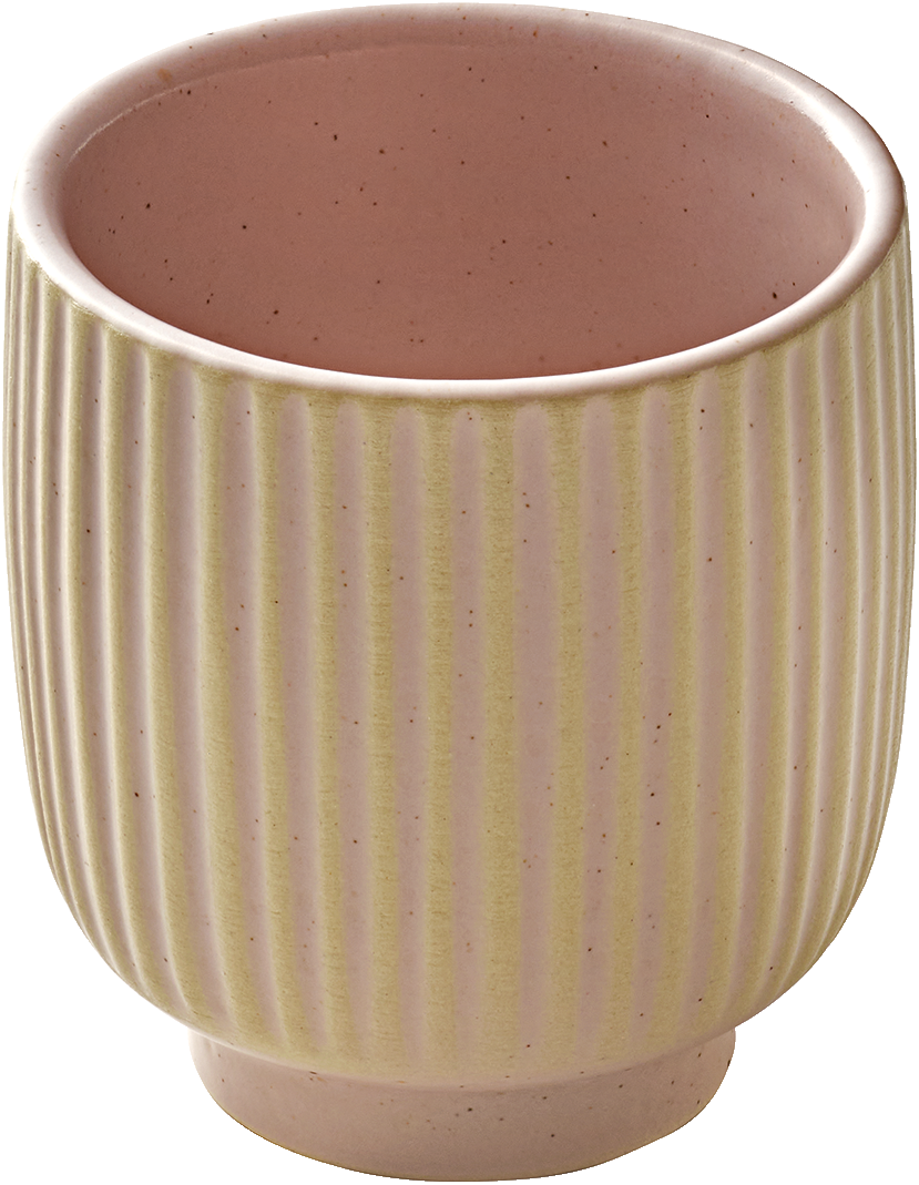 Rosa Espressotasse mit Rillenmuster.