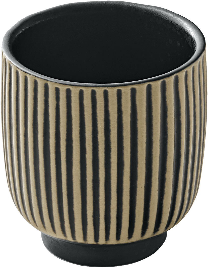 Espressotasse mit Streifenmuster.