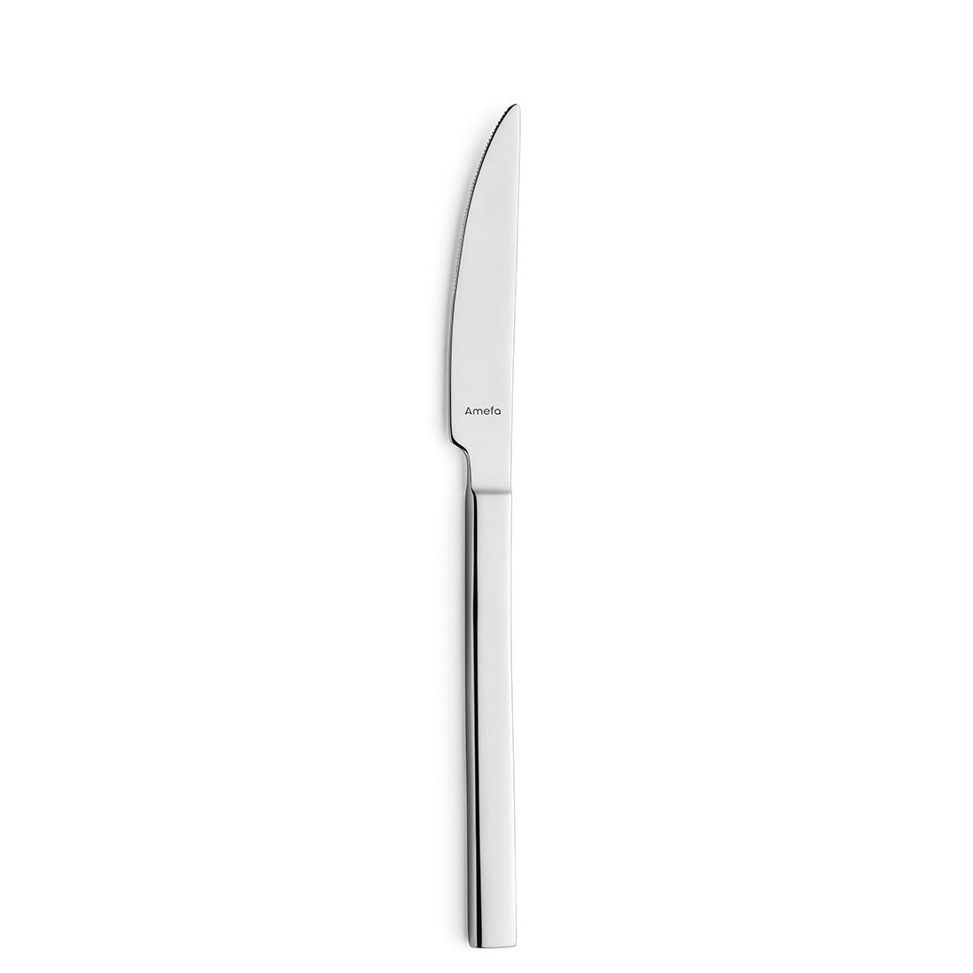 Silbernes Messer mit glattem Griff.