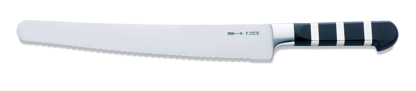 Brotmesser mit gezackter Klinge.