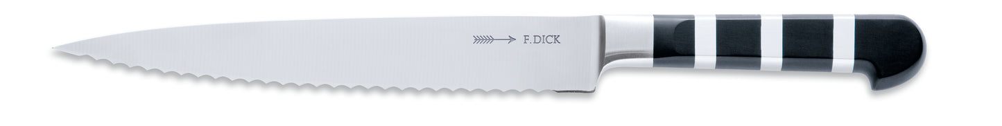 Kochmesser mit gezackter Klinge.