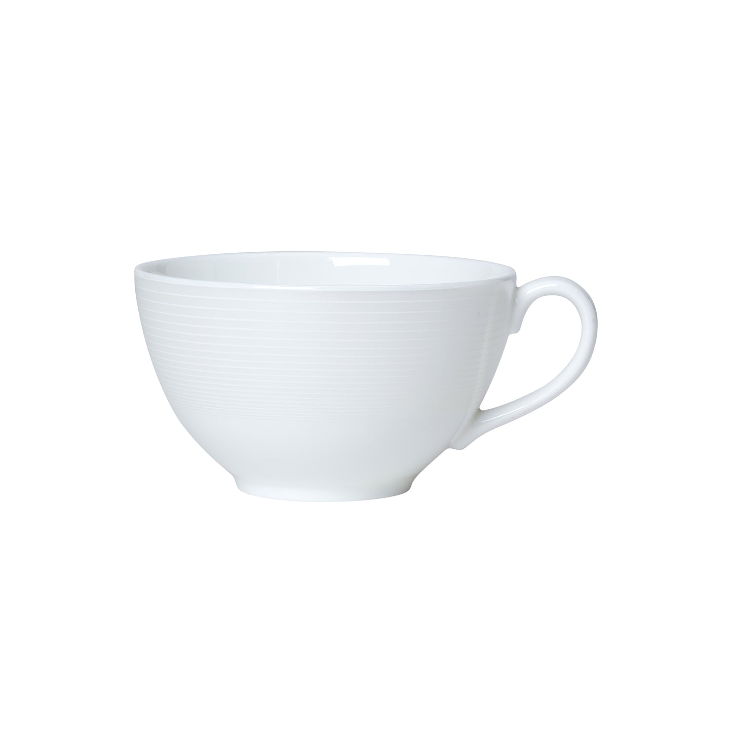 Weiße Tasse auf weißem Hintergrund.