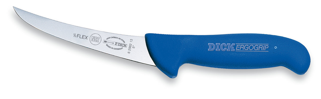 Blaues Messer mit gebogener Klinge.