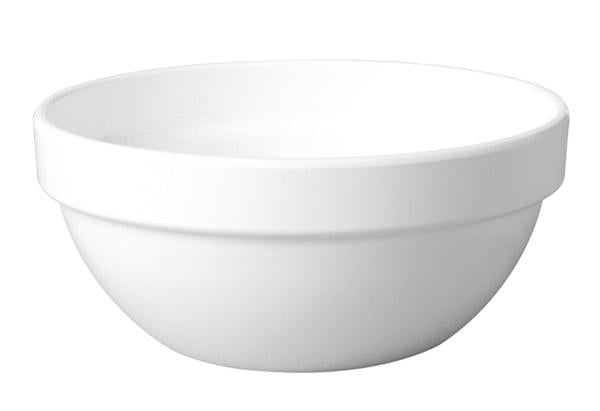 Weiße Schüssel aus Porzellan.