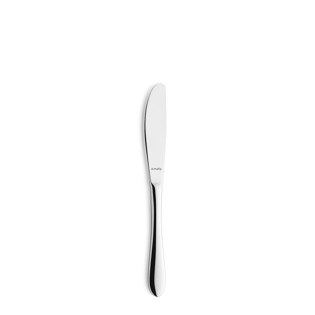 Silbernes Buttermesser auf weißem Hintergrund.