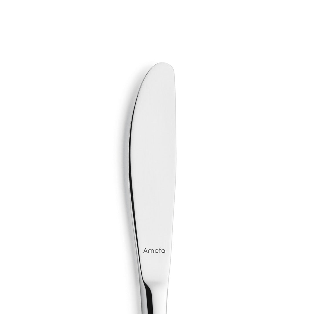 Silbernes Messer mit glattem Griff.