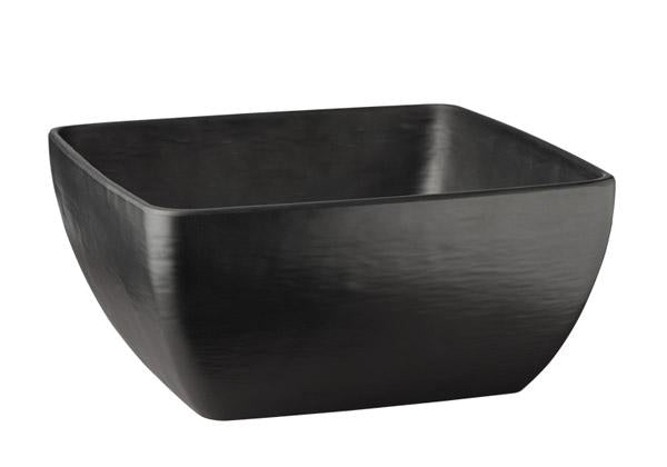 Schwarze, quadratische Schüssel aus Melamin.