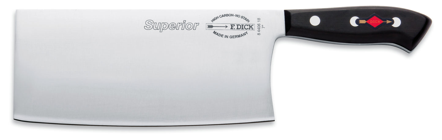 Küchenmesser mit schwarzem Griff.