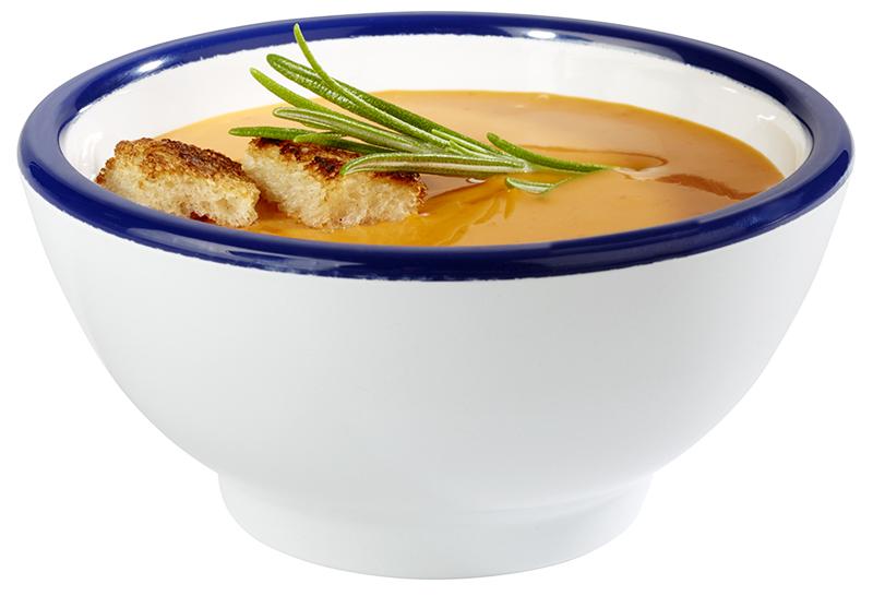 Suppe mit Croutons und Rosmarin.