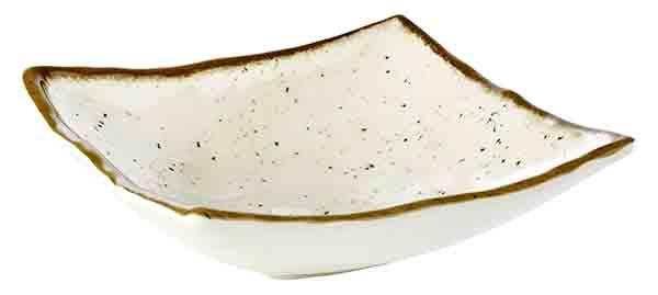 Quadratische, beige Schale mit Sprenkeln.