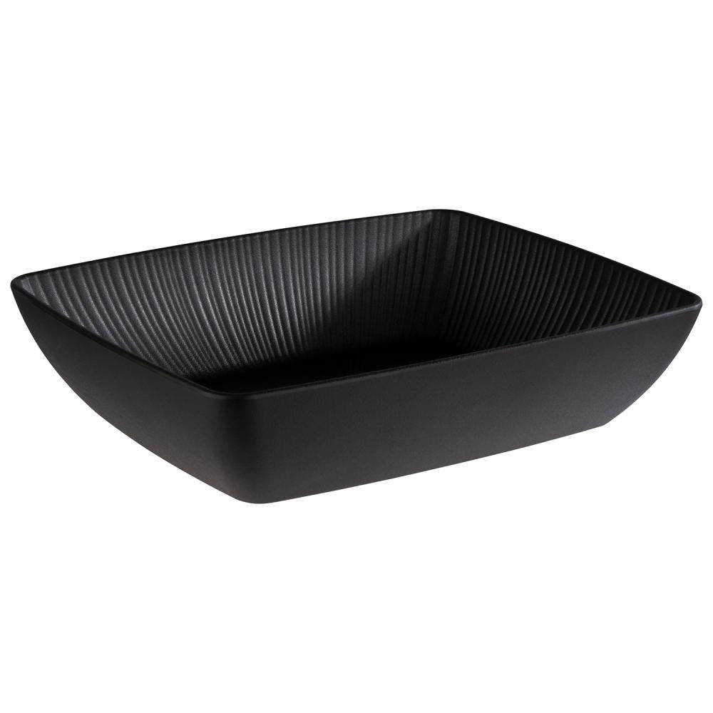 Schwarze, quadratische Schale mit Rillen.