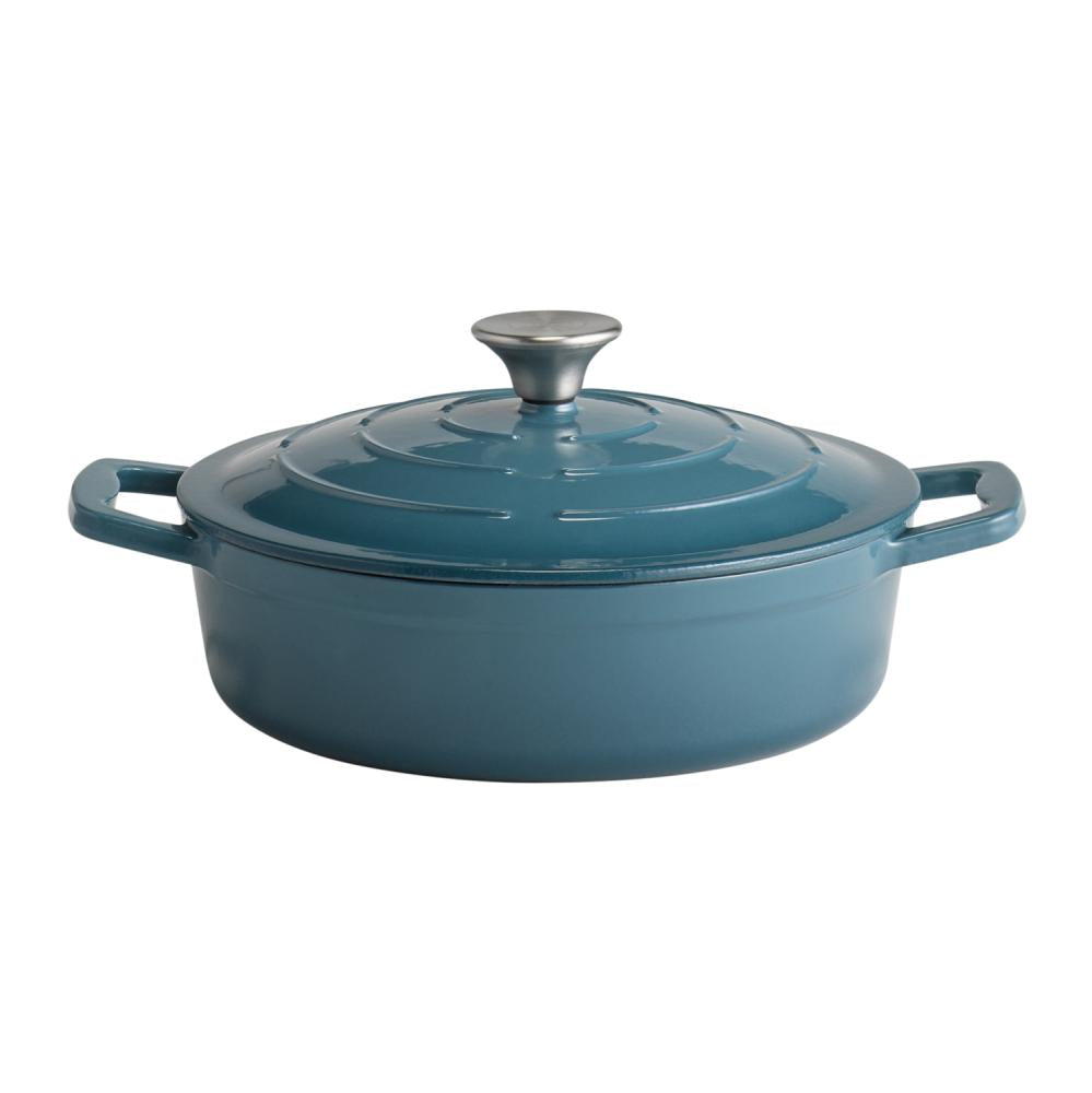 Blauer Bräter mit Deckel.