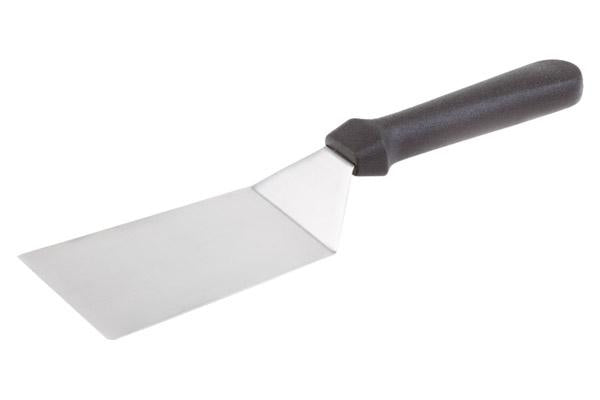 Metallspatel mit schwarzem Griff.