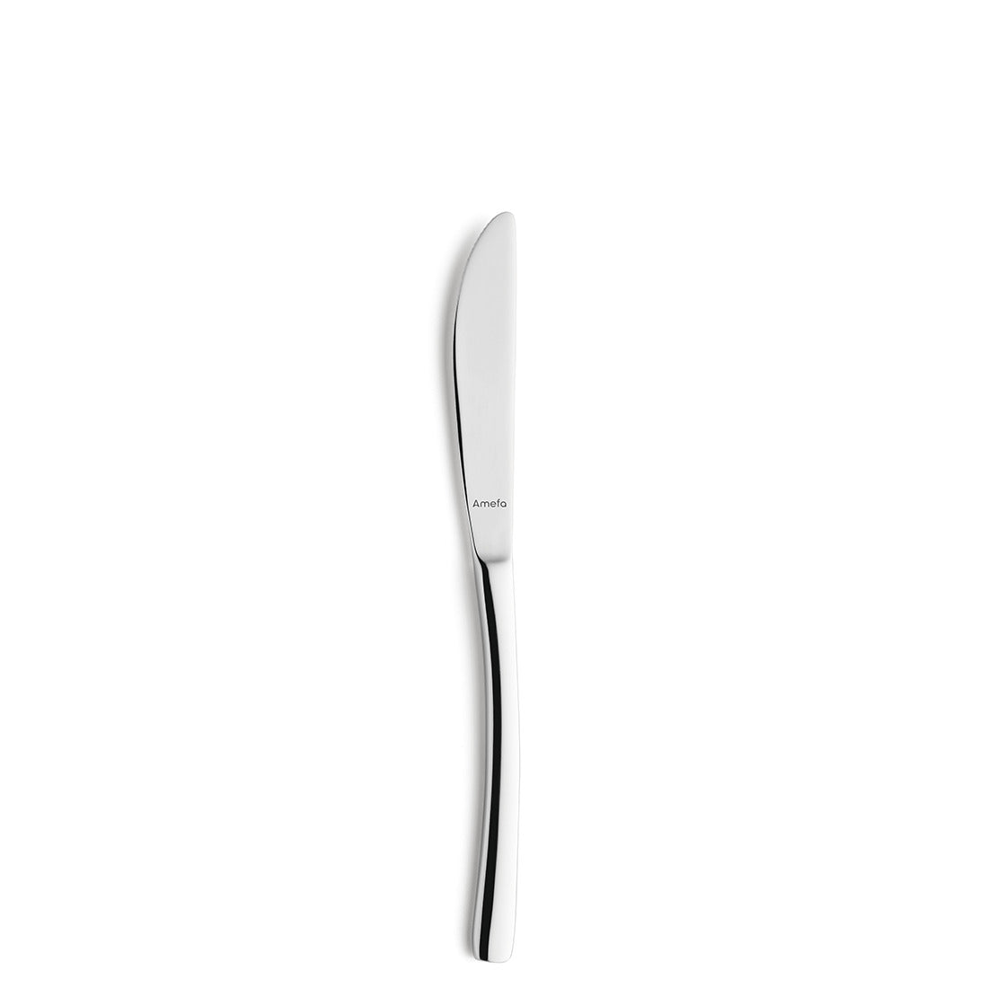 Silbernes Messer auf weißem Hintergrund.