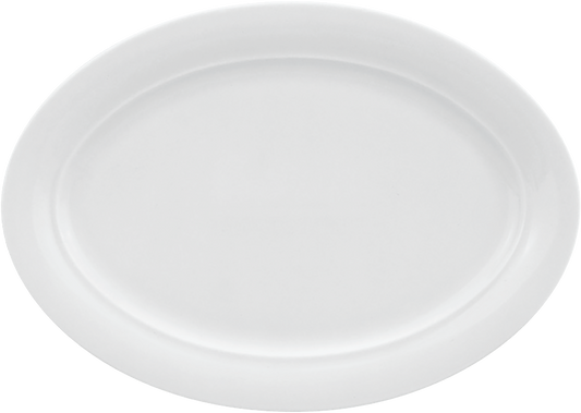 Weißer ovaler Porzellanteller.