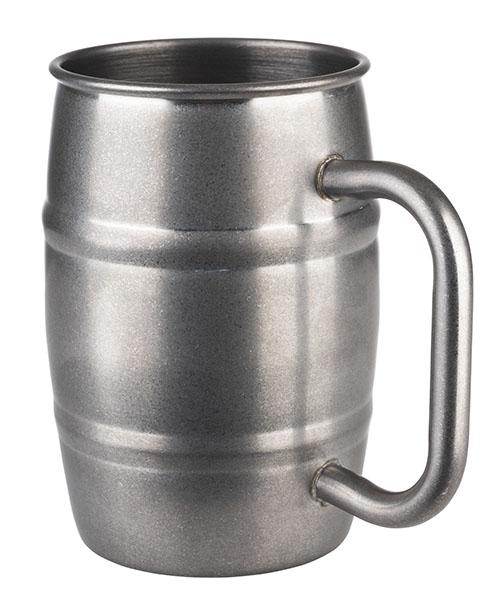Metallbecher mit Henkel, silberfarben.