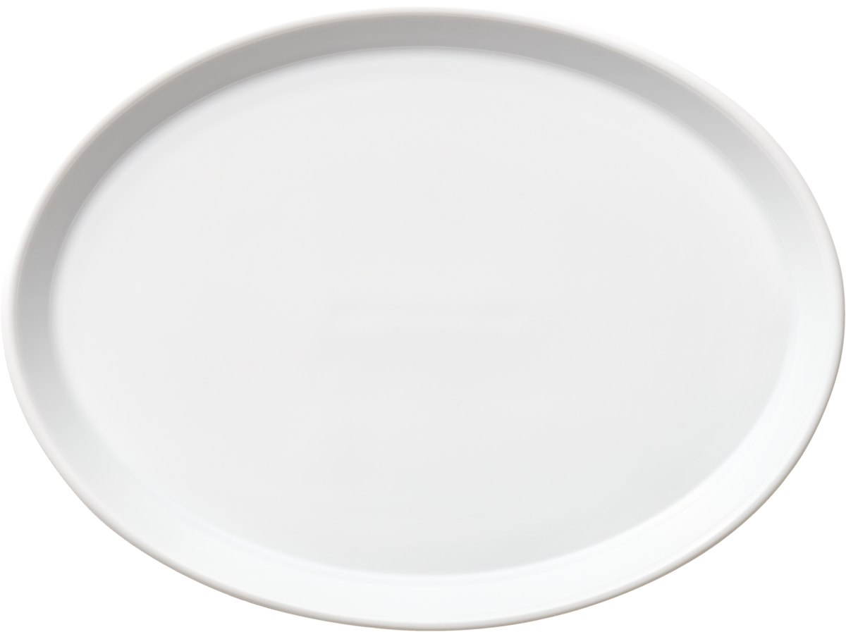 Weiße ovale flache Porzellanplatte.