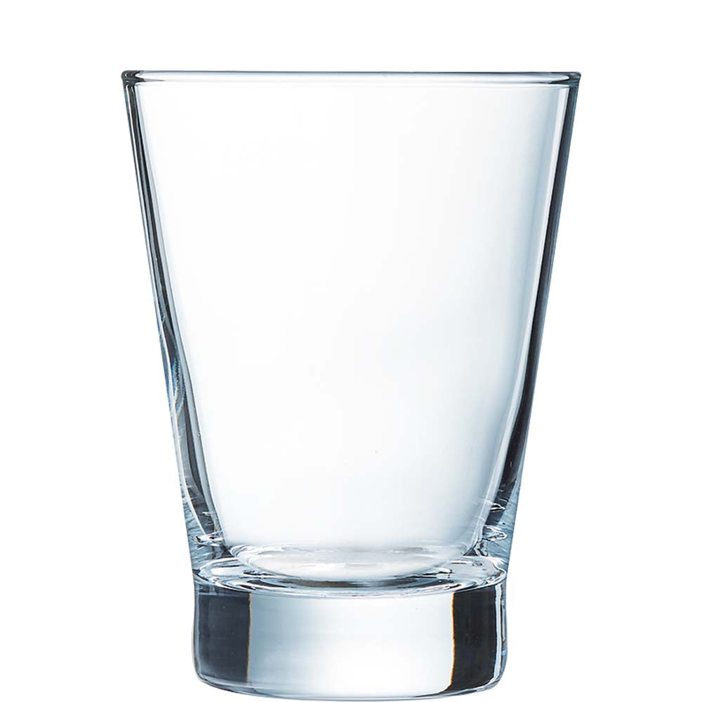 Leeres Trinkglas aus Glas