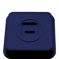 Blauer quadratischer Kunststoffdeckel.