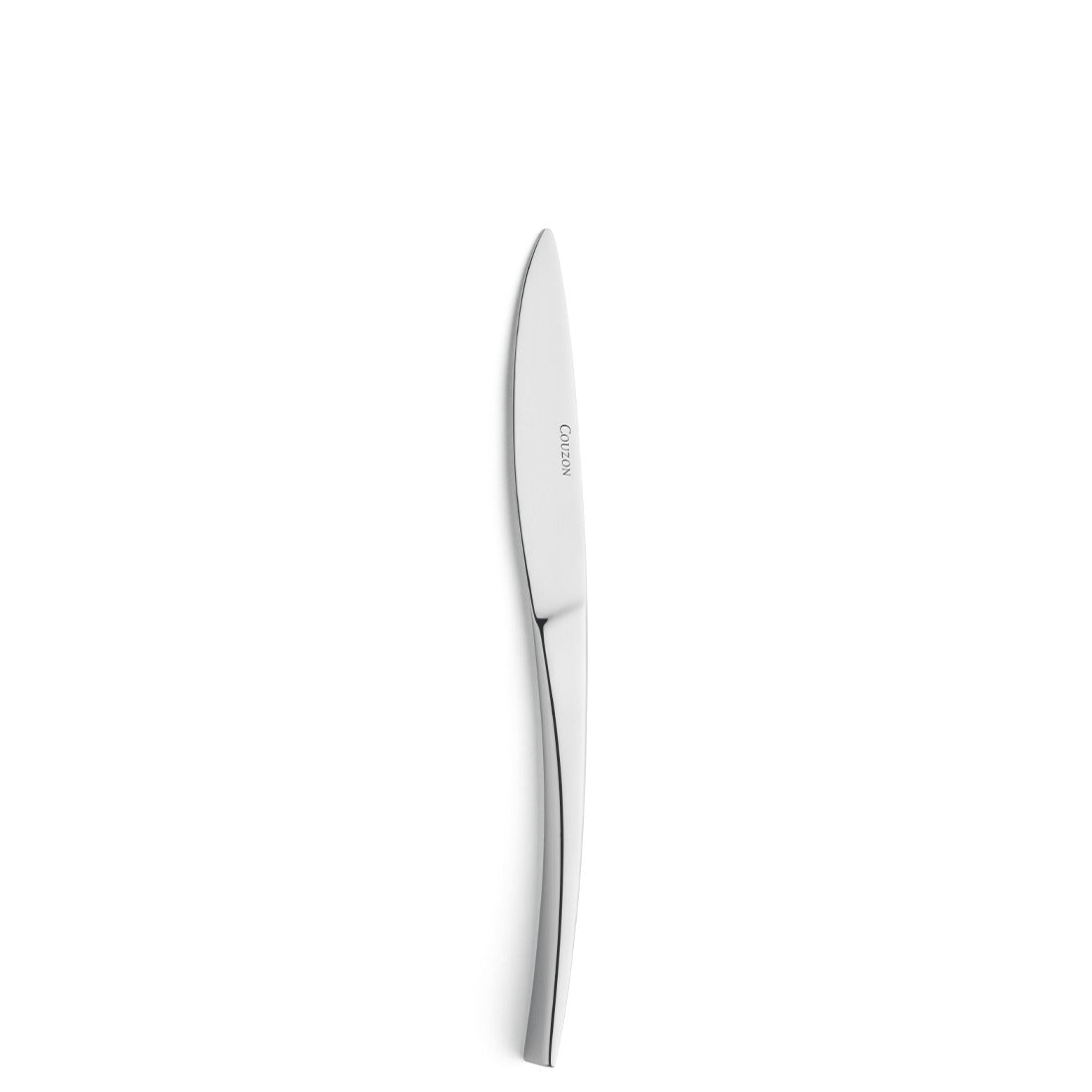 Silbernes Messer auf weißem Hintergrund.
