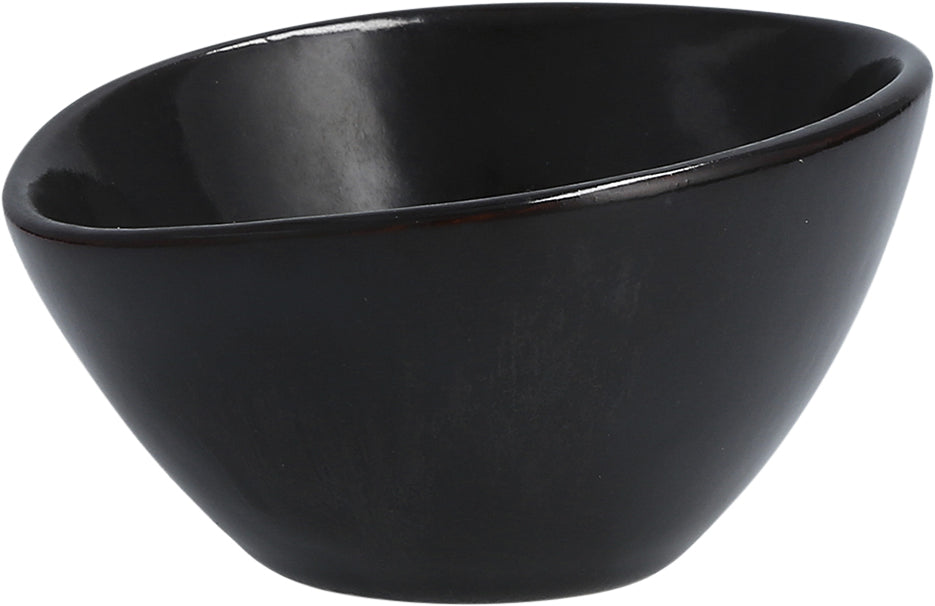 Schwarze Schale aus Keramik.