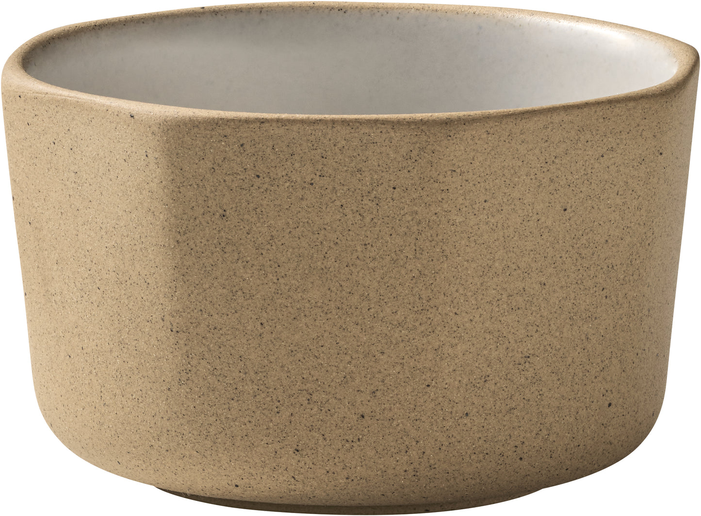 Beige Schale mit rauer Oberfläche.