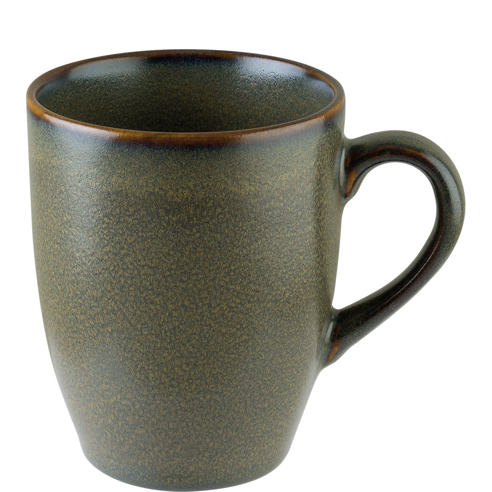 Grüne Keramiktasse mit Henkel.
