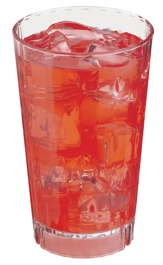 Rotes Getränk im Glas.
