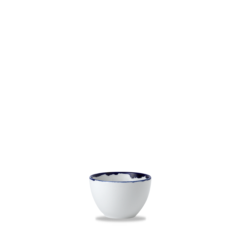 Weiße Schüssel mit blauem Rand.