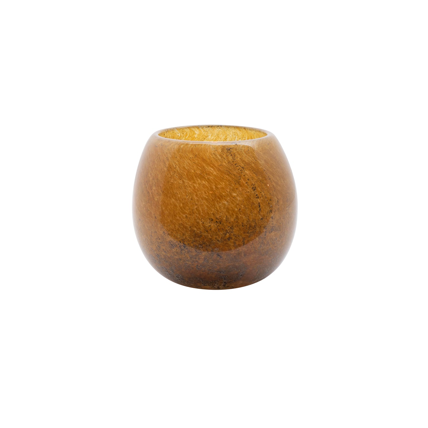 Brauner, runder Becher aus Holz.
