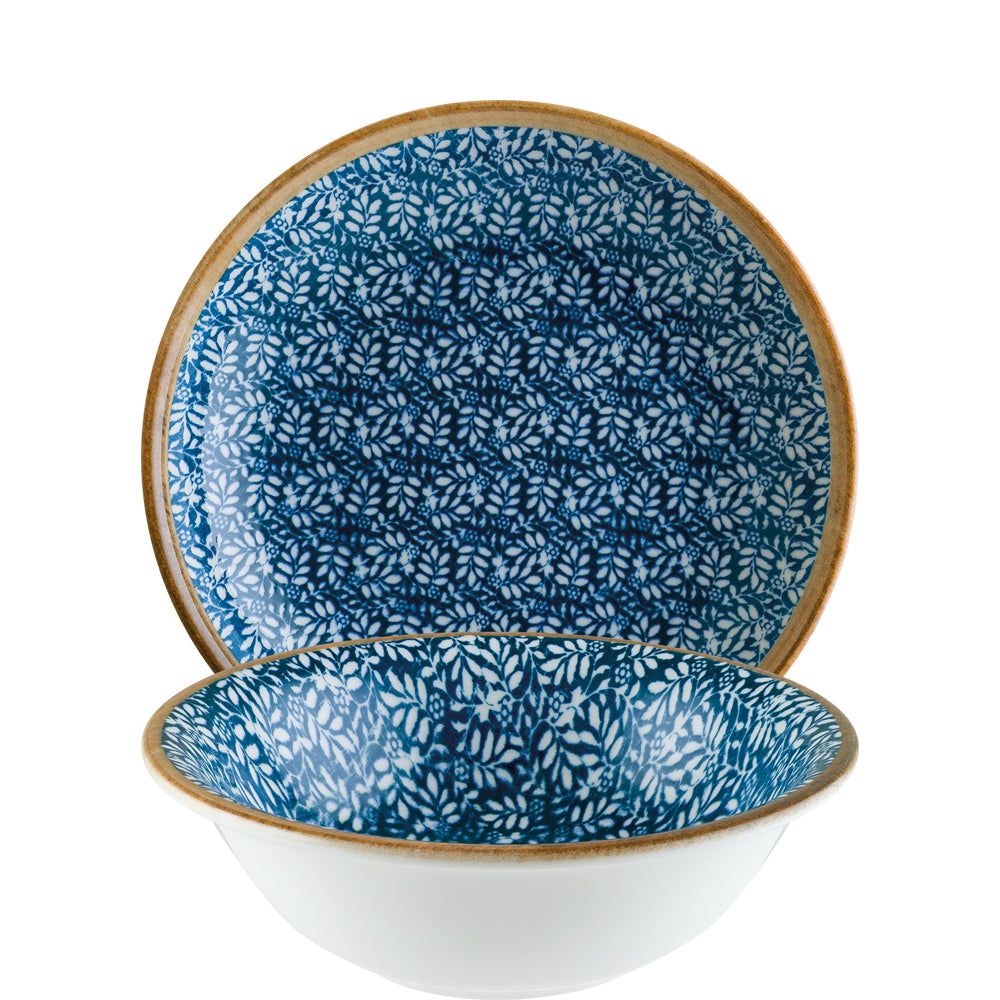 Blau gemustertes Geschirrset, Teller, Schüssel.