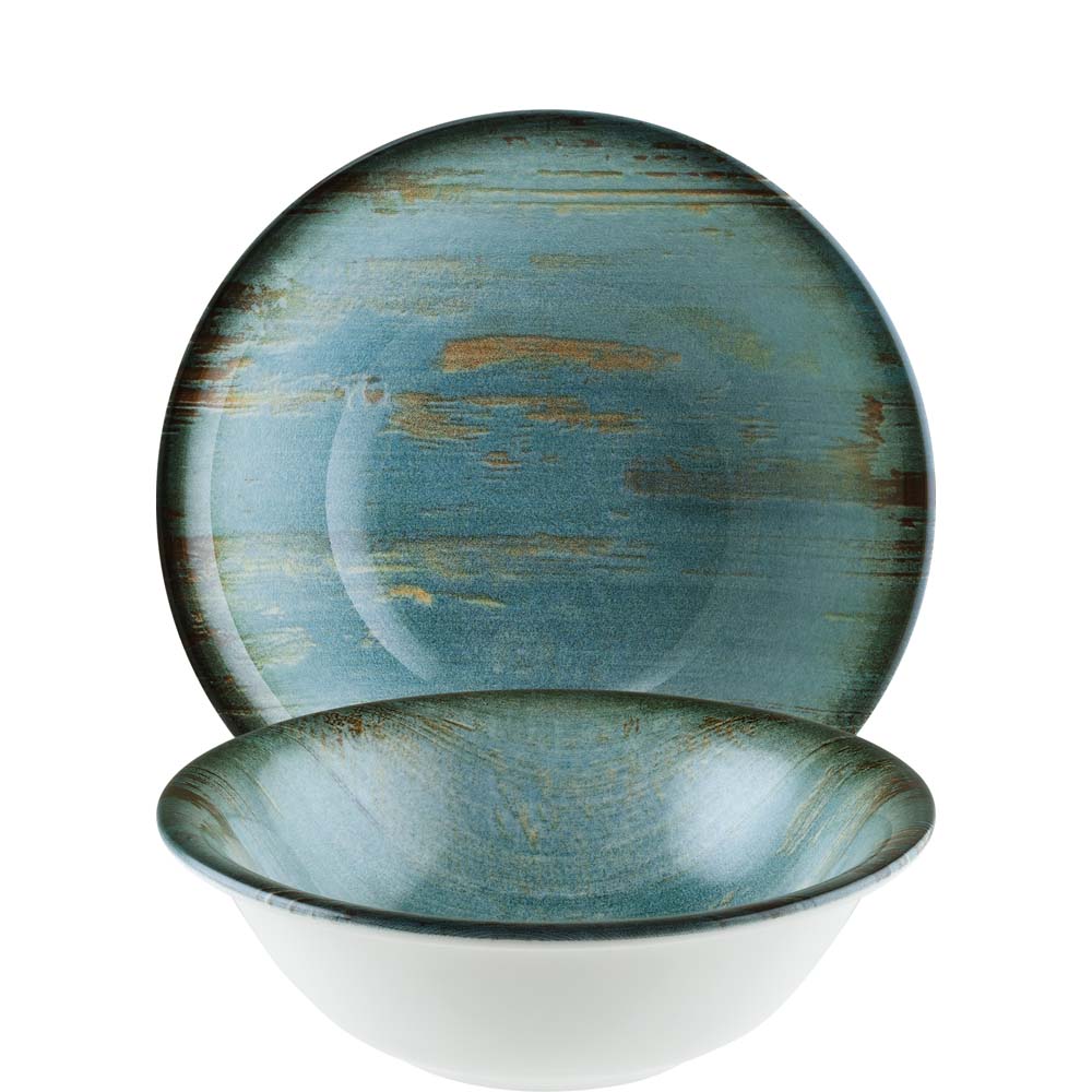 Teller und Schüssel, rustikales Design.