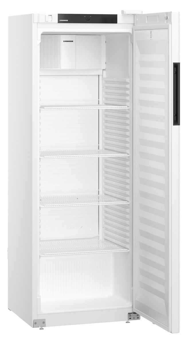 Leeres Kühlschrank für Gastronomie
