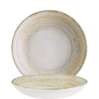 Zwei rustikale Teller, beige.