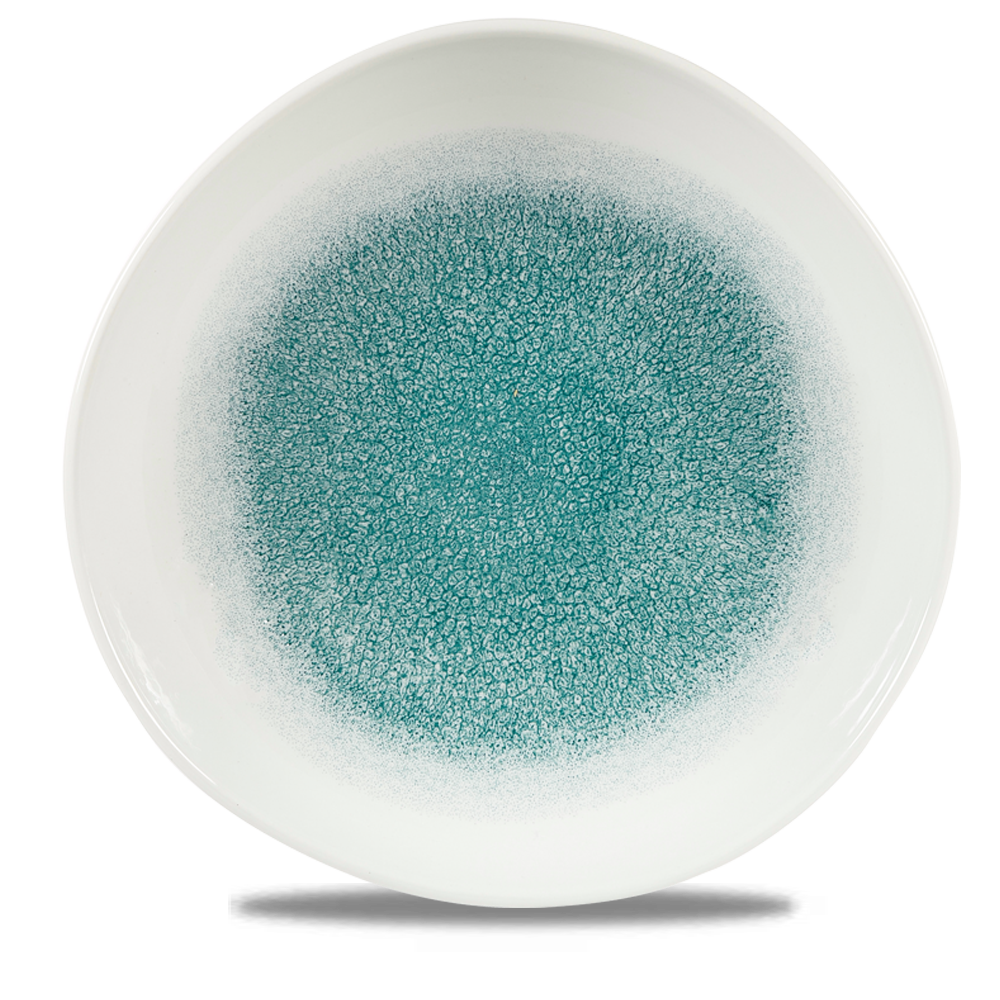 Weißer Teller mit blauem Muster.
