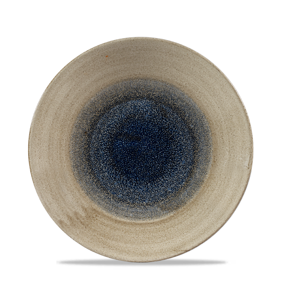 Beiger Teller mit blauem Muster.
