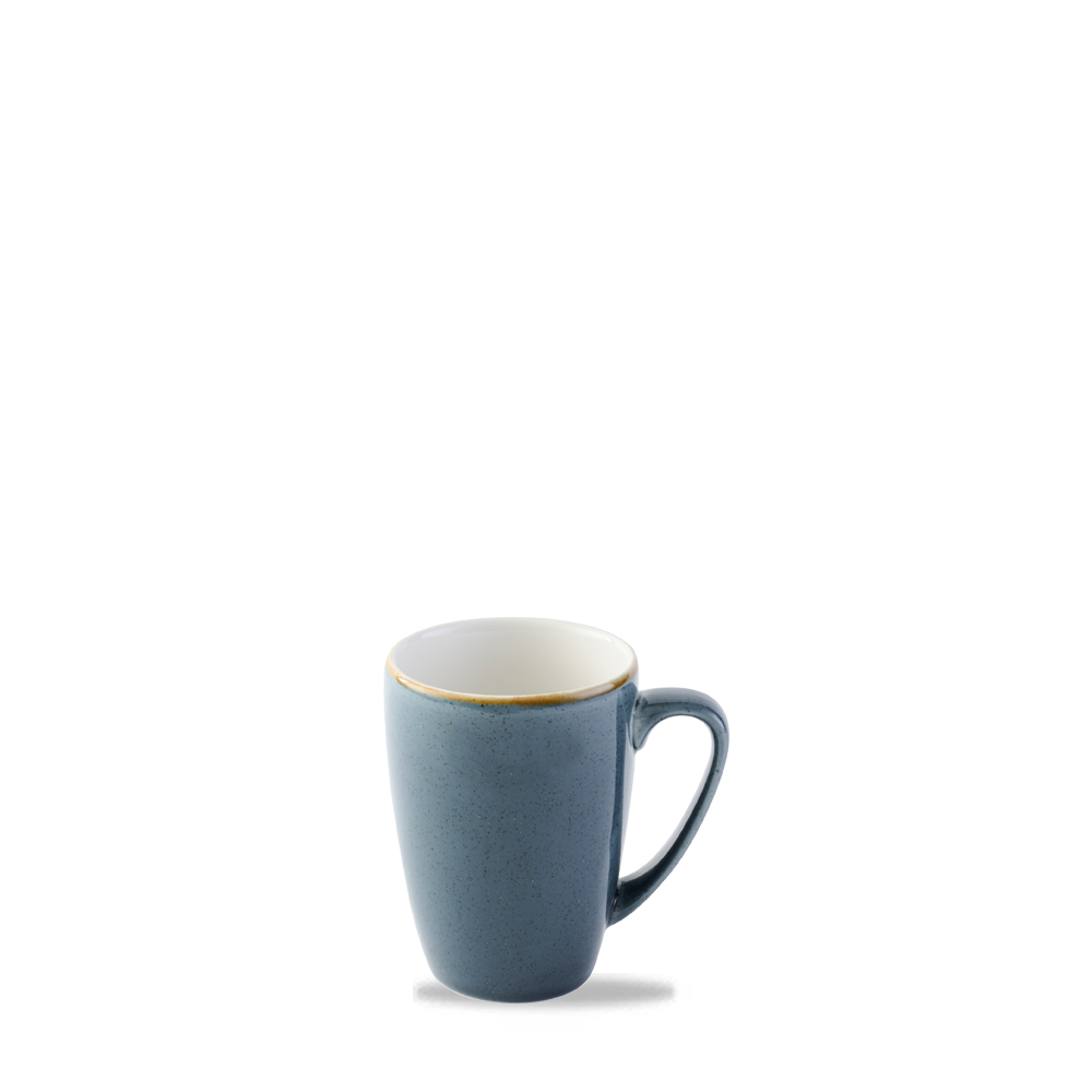 Blaue Tasse auf weißem Hintergrund.