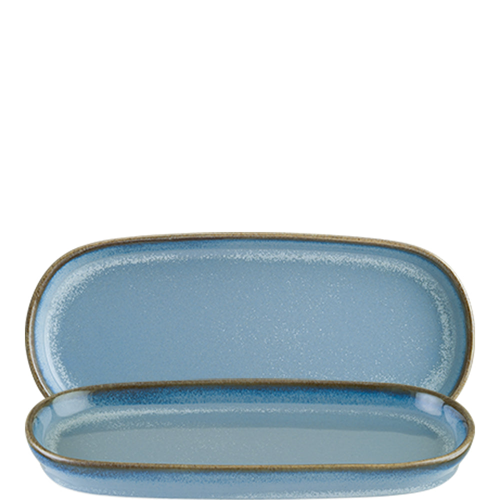 Blauer, ovaler Teller mit Rand.