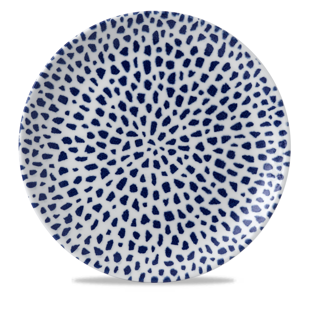 Teller mit blauem Muster.