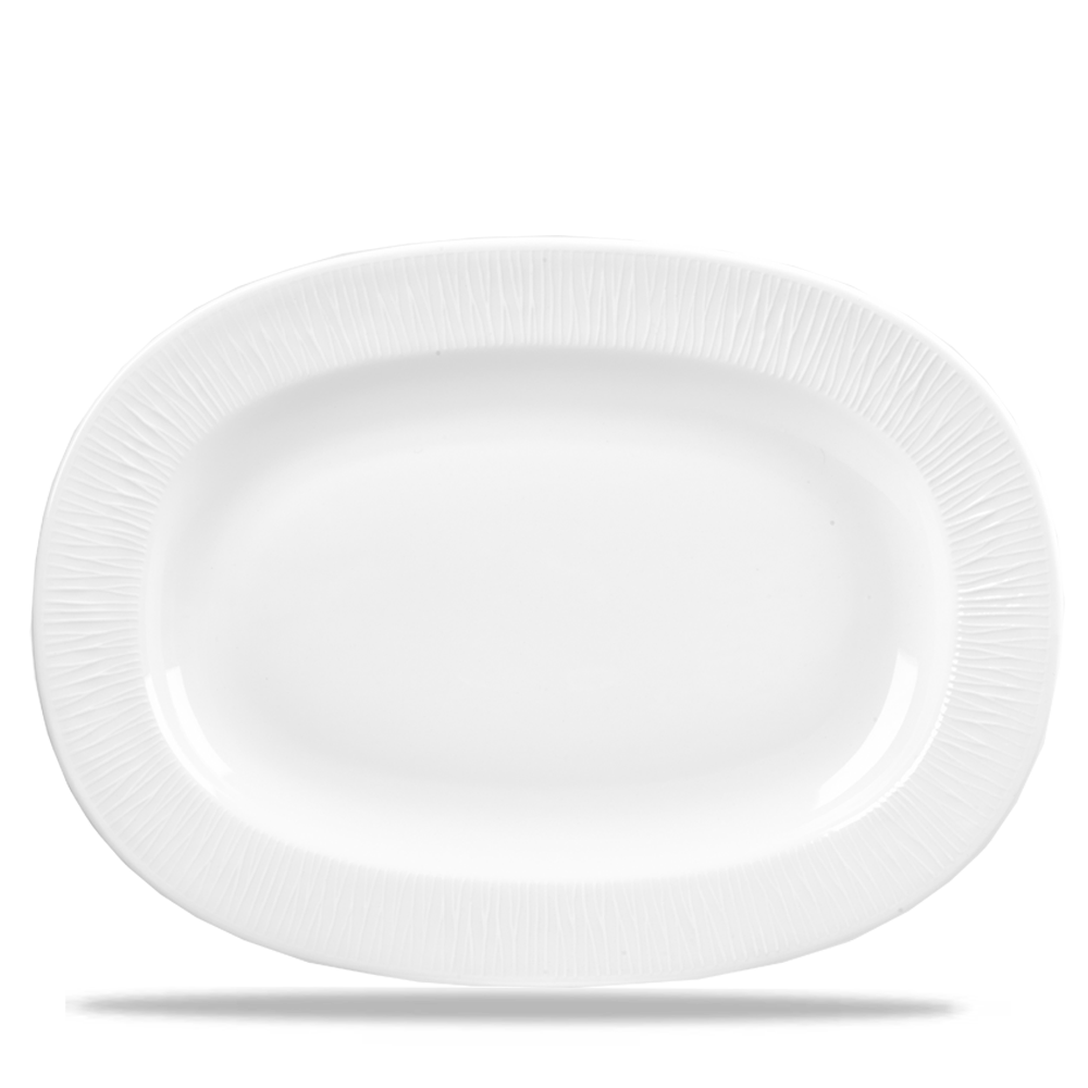 Weißer ovaler Porzellanteller obenansicht.