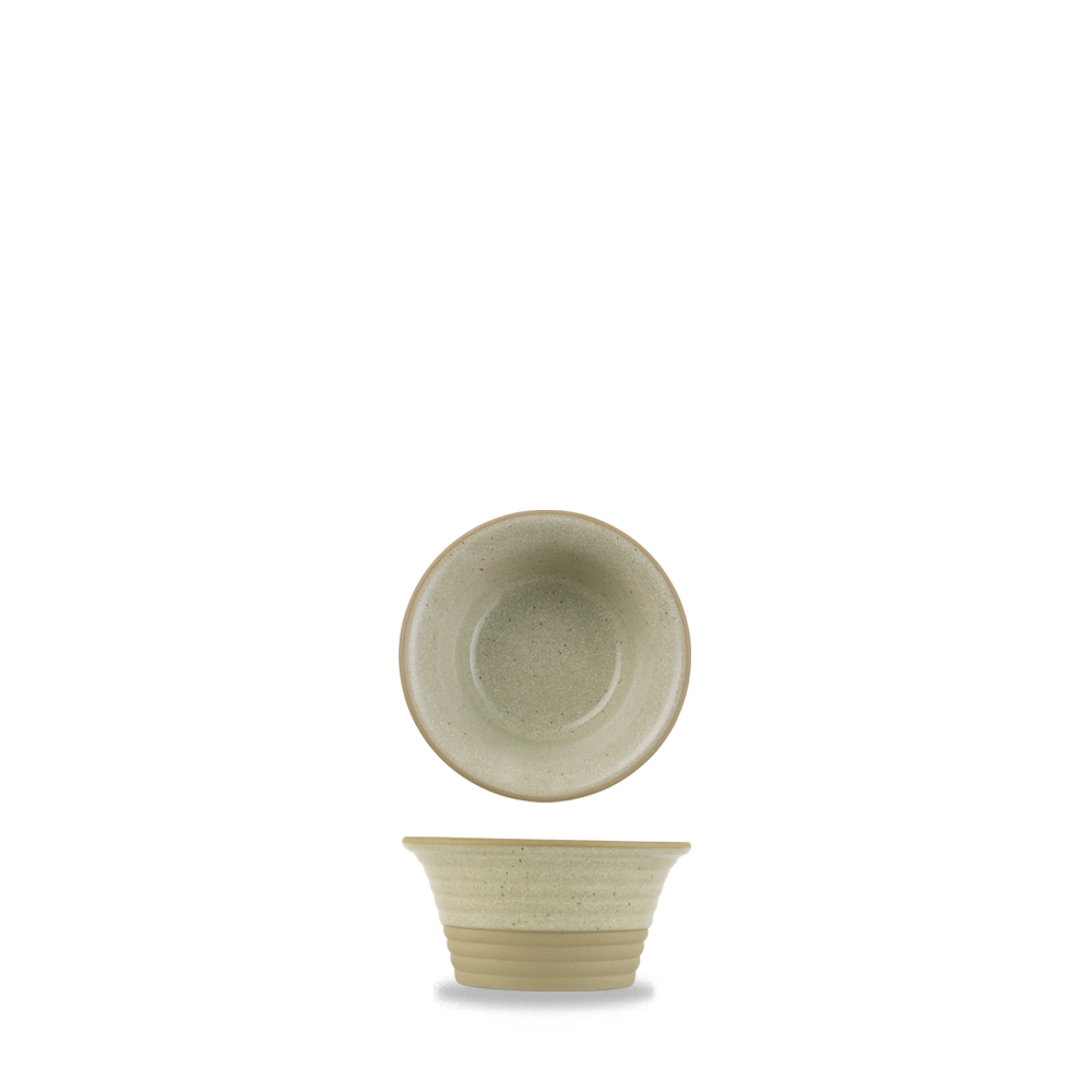 Zwei beige Schalen, übereinander.