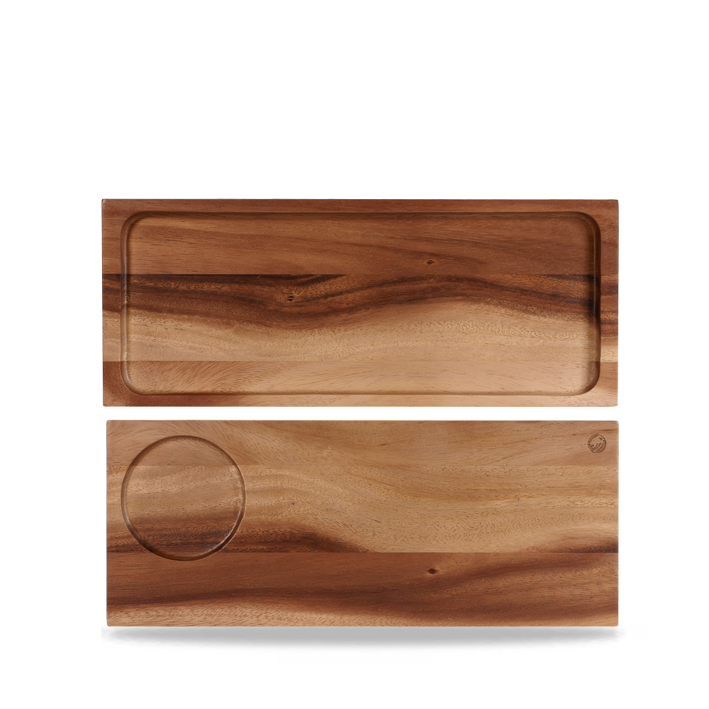 Holztabletts mit Vertiefungen.