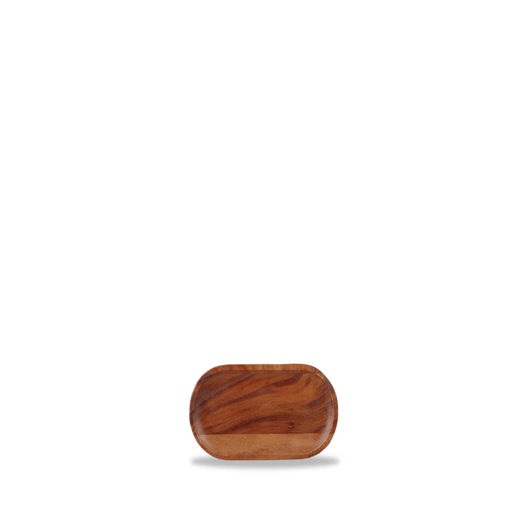 Holztablett auf weißem Hintergrund.